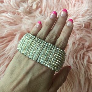 One Wink stretch sparkle bracelet